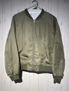 earth リバーシブルジャンバー オリーブ ホワイトレース　L