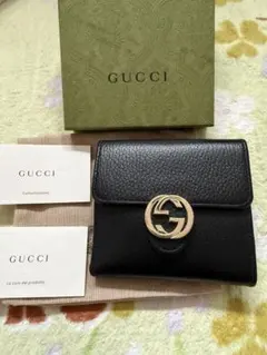 GUCCI ブラック 二つ折り財布 GGロゴ