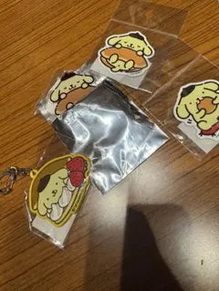 ポムポムプリン キーホルダー シール アクリルスタンド