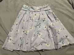 MAJESTIC LEGON 花柄フレアスカート 薄い青色