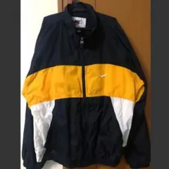 ナイロンジャケット