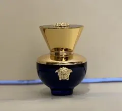 Versace ヴェルサーチ ディランブルー フェム オーデパルファム 30mlのサムネイル