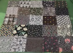 リバティ　12㎝角×25枚セット　タナローン　ハギレ　マルチクロス　黒グレー