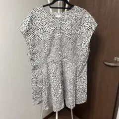 H&M アニマル柄 半袖ブラウス XLのサムネイル