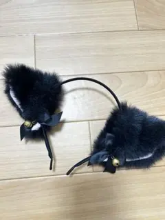 猫耳 カチューシャ ブラック ファー 鈴付きのサムネイル