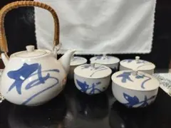 急須・蓋付き茶碗5個セット