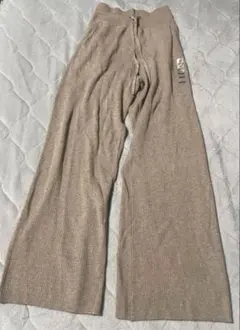 美品♡UNIQLO ウォッシャブルニットリブパンツMサイズ ベージュ　ユニクロ