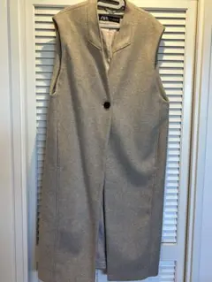 ZARA ベージュベスト　ジレ