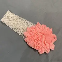 ピンクの花とレースのヘッドバンド