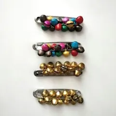 4個セット　鈴　安全ピン　ブローチ　アジアン　チャイハネ　新品　カラフル　金色