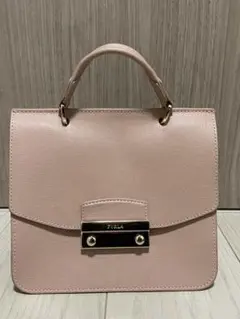 FURLA バッグ ピンク チェーン　2way 【美品】のサムネイル