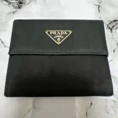 PRADA 二つ折り財布 黒 ナイロン