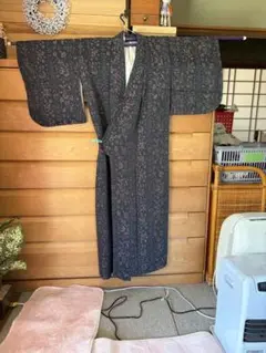 しつけ付き‼️紺地に総柄‼️