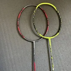 YONEX バドミントンラケット 2本セットのサムネイル