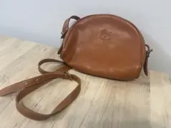 IL BISONTE ライトブラウン レザー ショルダーバッグ
