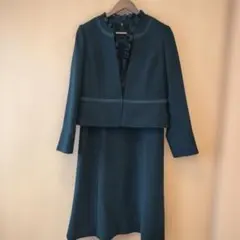 【千趣会】礼服　喪服　ブラックフリル襟 スーツセット　3点セット　13号サイズ