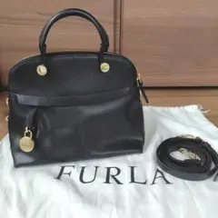 美品　FURLA パイパー　バッグ　ショルダー　黒