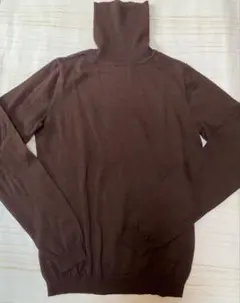 最終お値下げ【美品】UNIQLO ブラウン タートルネックセーター