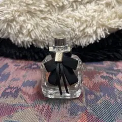 Yves Saint Laurent モンパリオードパルファム 30mlのサムネイル