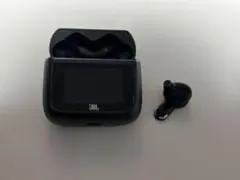 JBL TOUR PRO 3 ワイヤレスイヤホン　右側　ケース（左側なし）