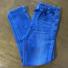 ストレートデニム　パンツ　130センチ　男の子　女の子