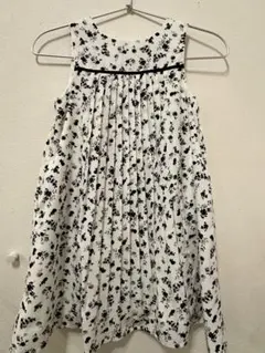 BeBe ノースリーブ花柄ワンピース 120