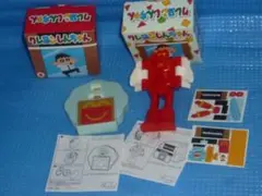 b★未使用・非売品★マクドナルドハッピーセット「クレヨンしんちゃん」×2種