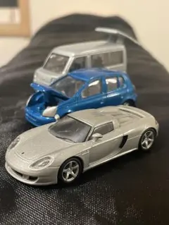 京商 1/64 カレラGT オマケトミカ2台 台座無しのサムネイル