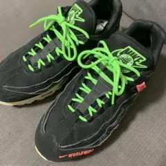 ナイキ スニーカー ブラック/グリーン