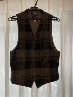 Item thumbnail for item 3b17e7d5-e927-4f99-bb53-ea06b85d59e3