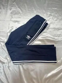 adidas firebird ヨーロッパ トラックパンツ　刺繍ロゴ