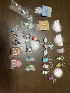 めじるしアクセサリーバラ売り 300〜1300円