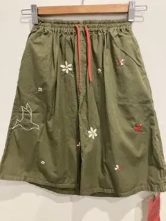 デニムダンガリー　刺繍　フレア　 スカート