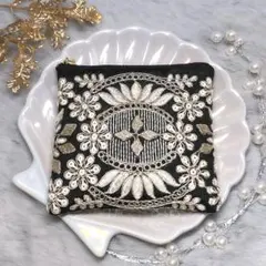 【インド刺繍リボン】ハンドメイド ミニポーチ