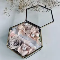 ☆リングピロー　マライカガラスケース　プリザーブドフラワー　ベージュピンク☆