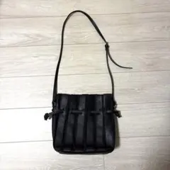 SENCE OF PLACE ショルダーバッグ　プリーツ　ブラック