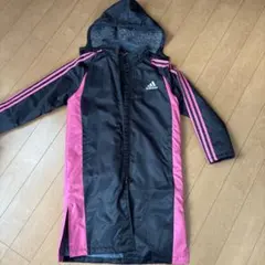 adidas フード付き中綿コート 黒/ピンク