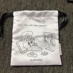 週末限定価格 完全未使用エスター・バニー サテンピンクポーチ 巾着