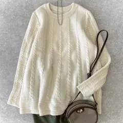 美品 ダーマコレクション カシミヤ混 ケーブル編み フレアニット アイボリー