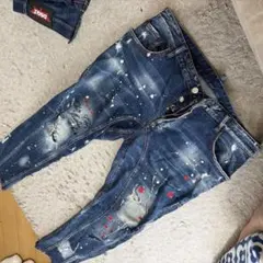 DSQUARED 即完売品 ！　バイカー程良いダメージデニム ！　神サイズ52のサムネイル