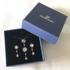 【SWAROVSKI 】スワロフスキー　ネックレス＆ピアスセット