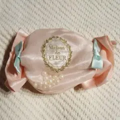 Maison de FLEUR ポーチ