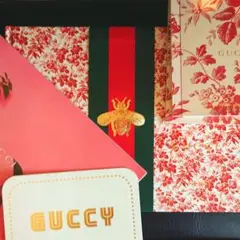 GUCCI グッチ　ノベルティ パズル 非売品 レア 楽天市場】【レア】【中古】GUCCI （グッチ） ノベルティ