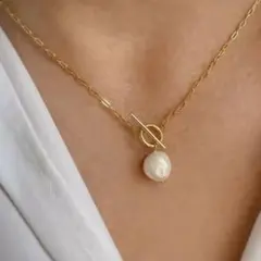 一粒パールマンテルチェーンネックレス　ゴールド　　ステンレス