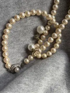 クリーム色パール ネックレス