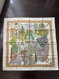 HERMES カレ90 Les Legendes de l’Arbre 箱付
