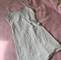Brandy Melville グレー キャミワンピース