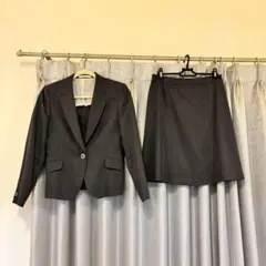 LES MUES Femme Precious Line スカートスーツ 9号