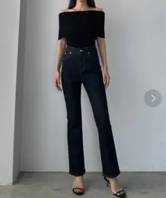 ダークブルーブーツカットデニム Mサイズ