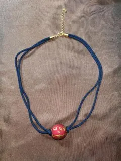 トンボ玉の首飾り